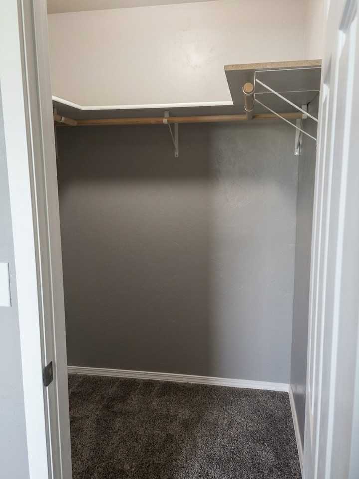 223 Northgate Loop #A - Photo 7 of 10