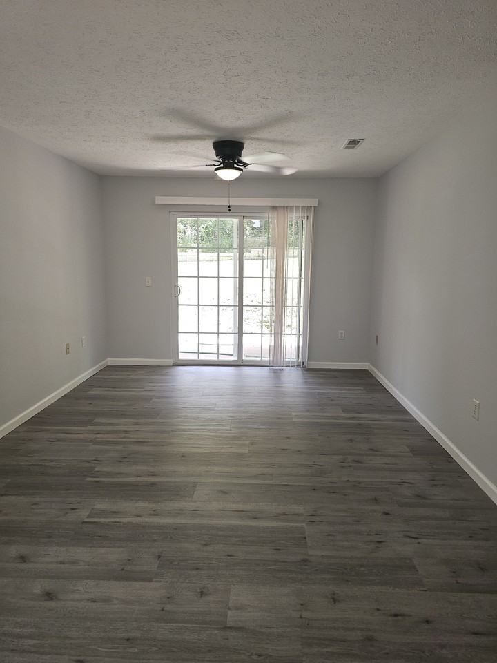 165 Knowledge Ave #D - Photo 5 of 6