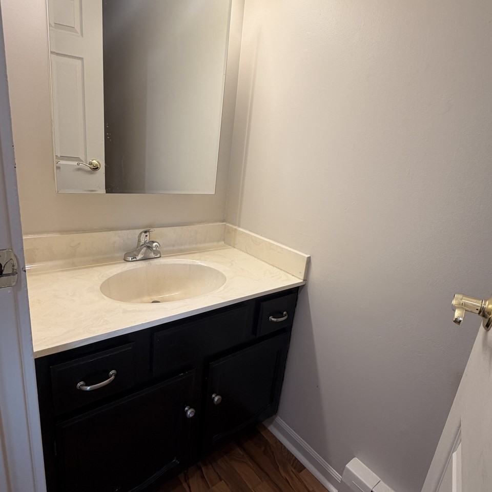 153 Gregory St #18 - Photo 4 of 8