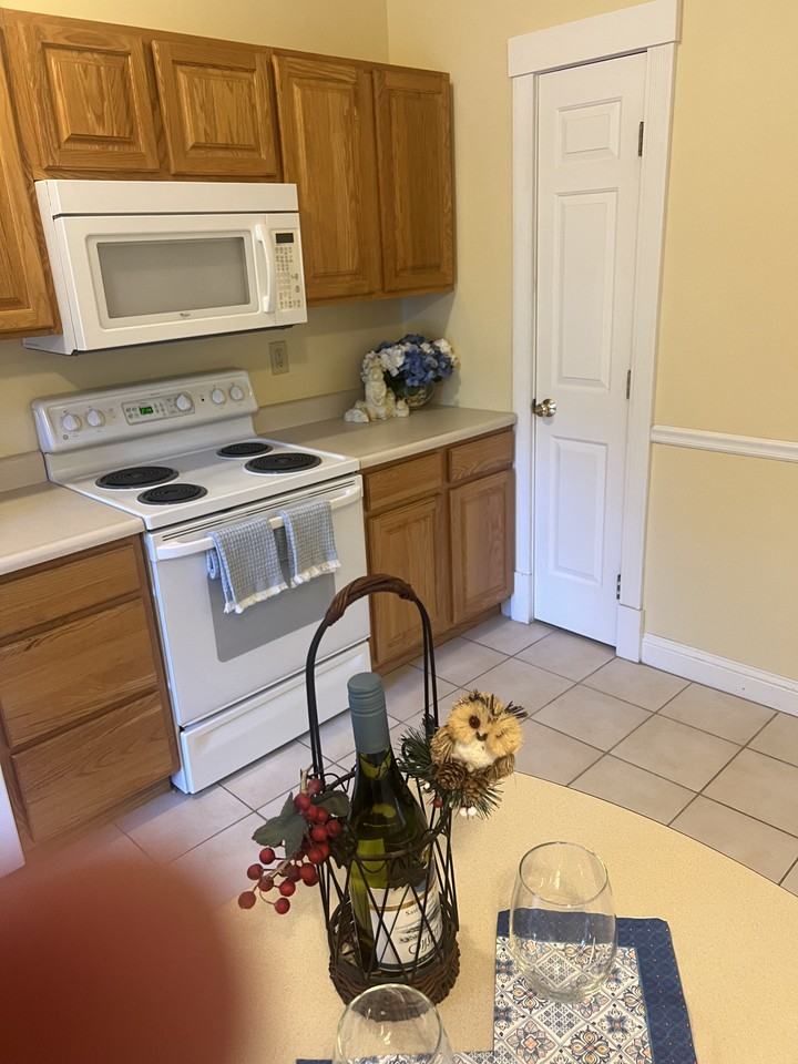 106 Farragut Way #149 - Photo 3 of 23