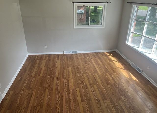2601 Smith Dr - Photo 3 of 13