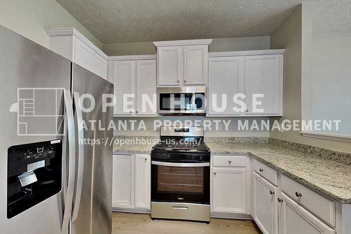 240 Clairidge Ln - Photo 6 of 20