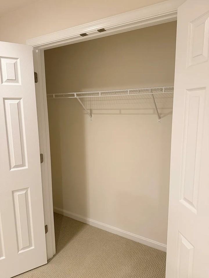 7412 Pensacola Pl - Photo 6 of 17