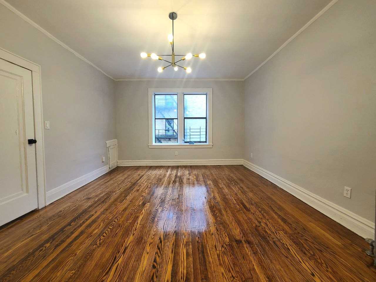 600 Salem Ave #C8 - Photo 5 of 5