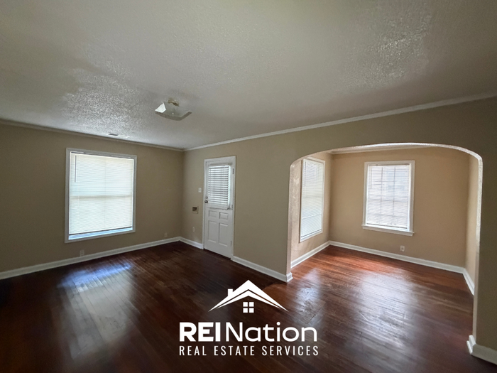 3917 Spottswood Ave - Photo 4 of 15