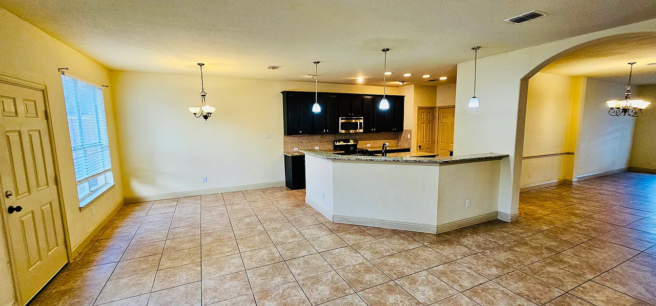 1205 Sheffield Dr #NA - Photo 4 of 22