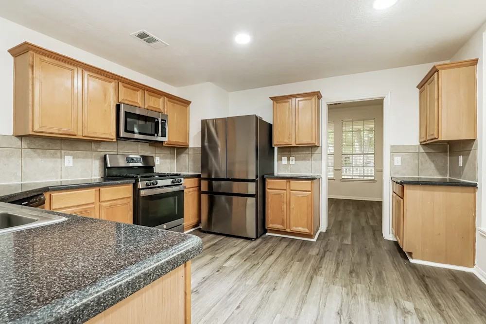 15725 Stiller Park Dr #NA - Photo 4 of 13
