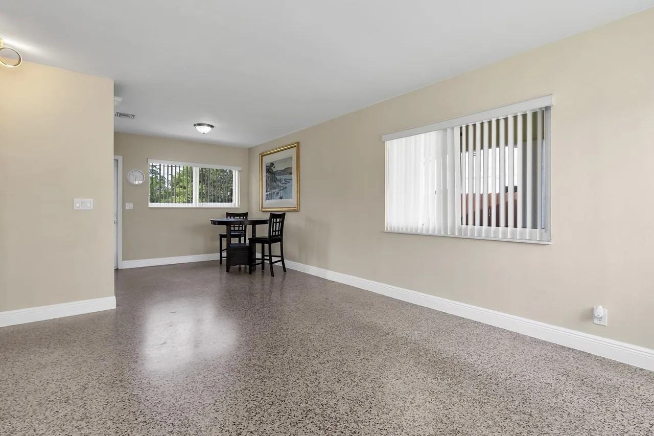 906 Lytle St #NA - Photo 4 of 27