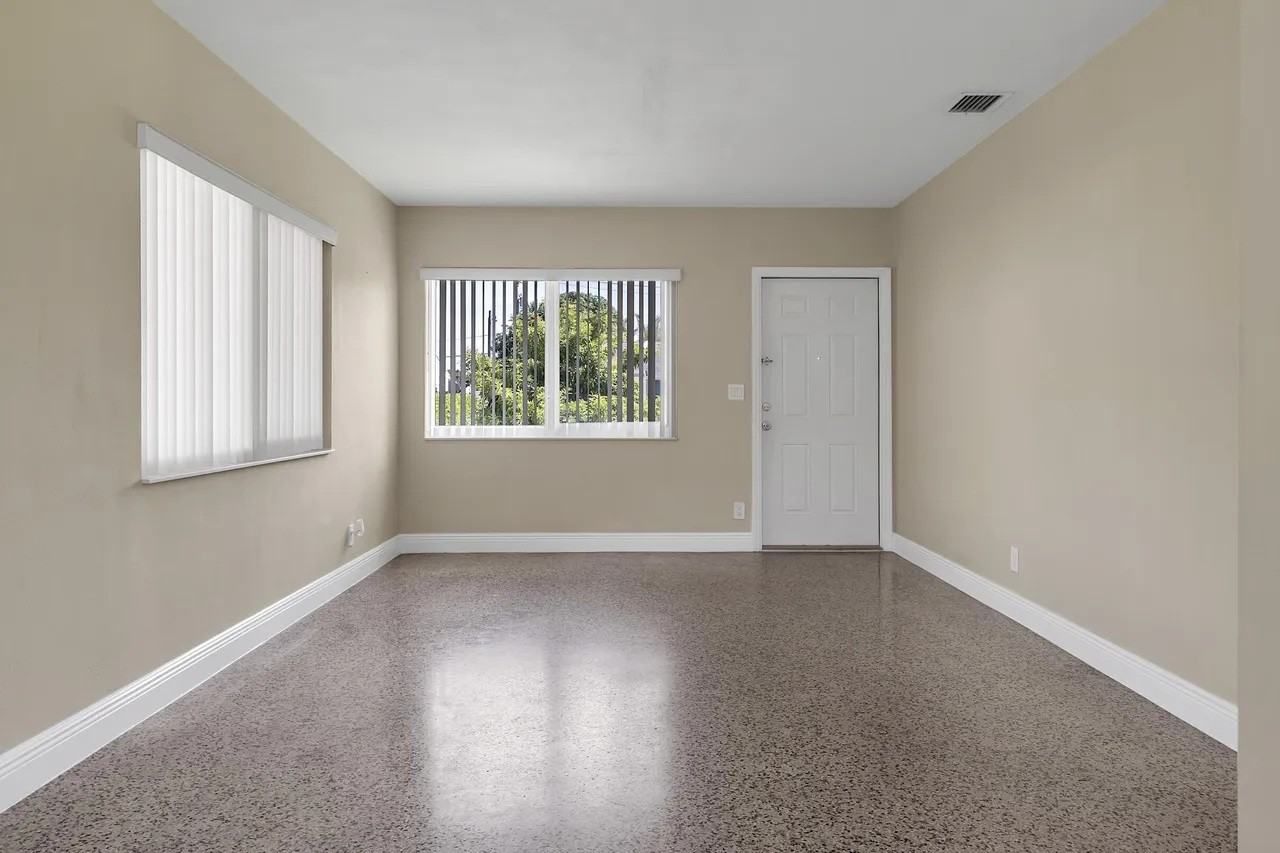 906 Lytle St #NA - Photo 6 of 27