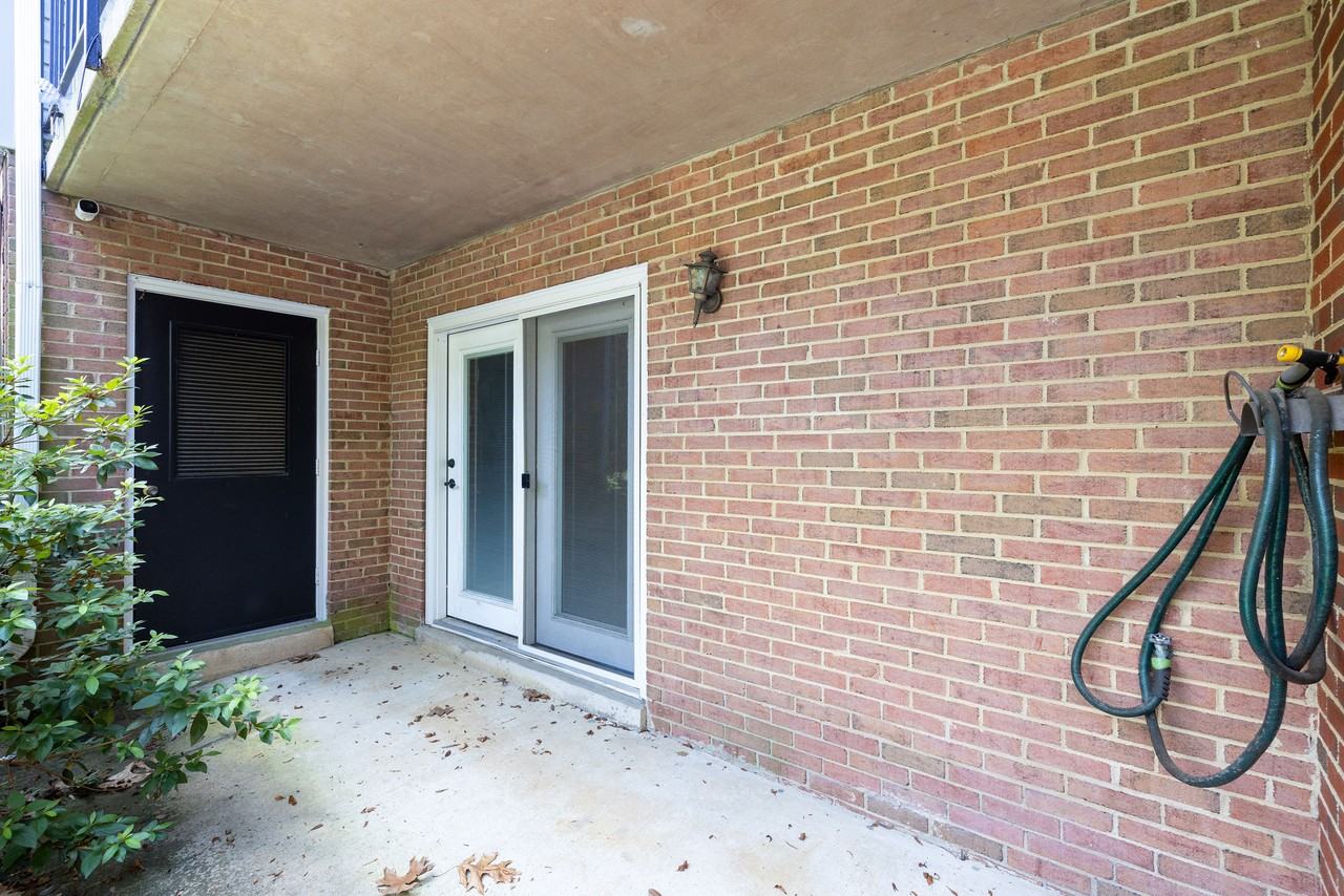 1533 Americana Dr #NA - Photo 4 of 9