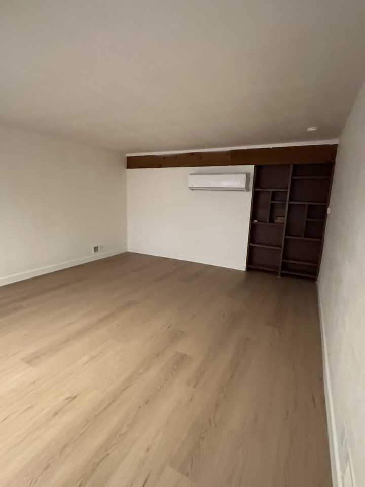 2023 Chivers St #1 - Photo 2 of 15