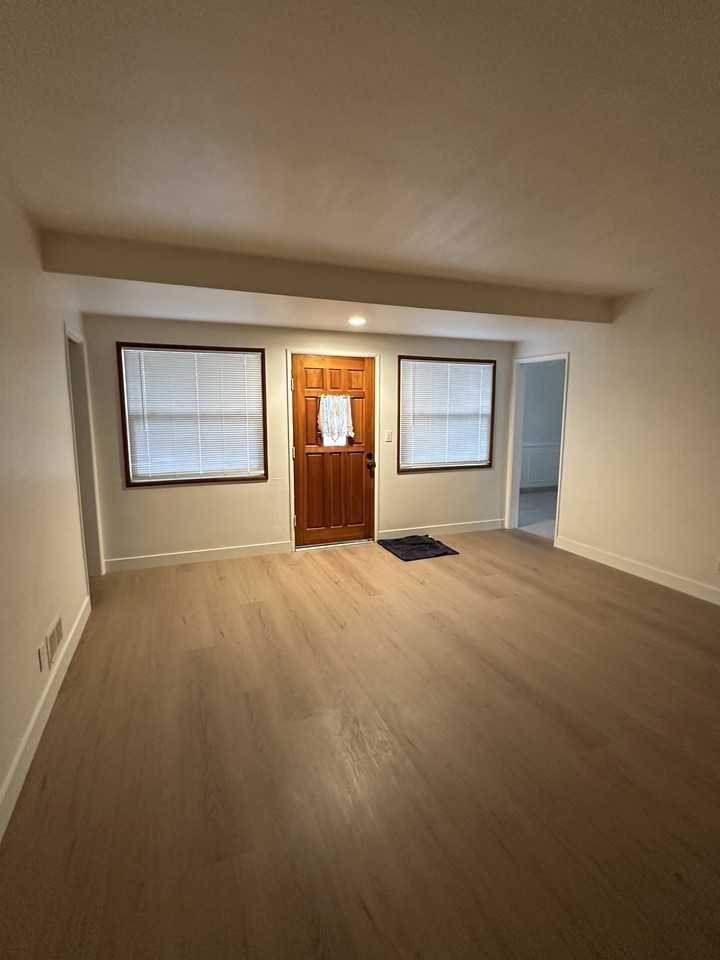 2023 Chivers St #1 - Photo 6 of 15