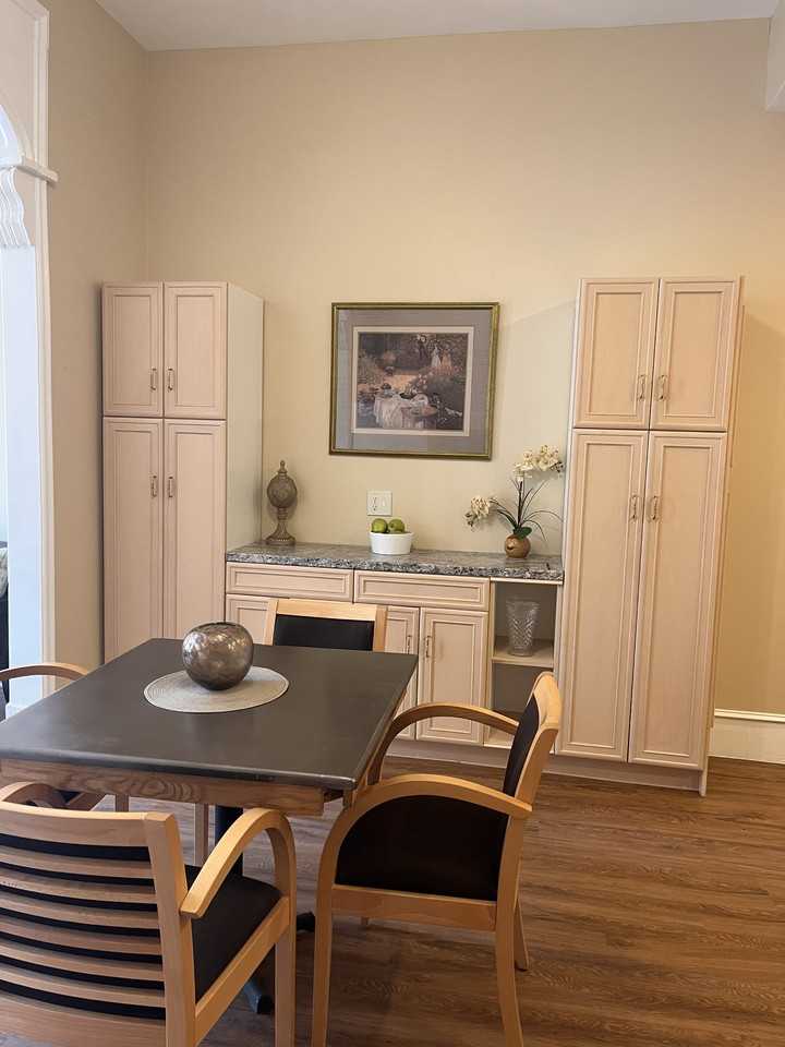 623 Main St #2 - Photo 3 of 10