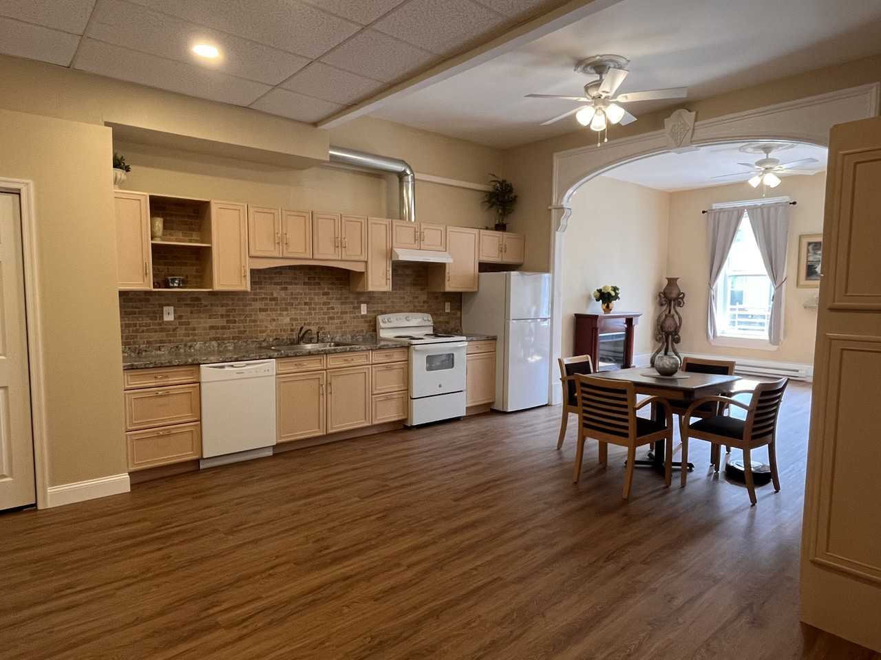 623 Main St #2 - Photo 4 of 10