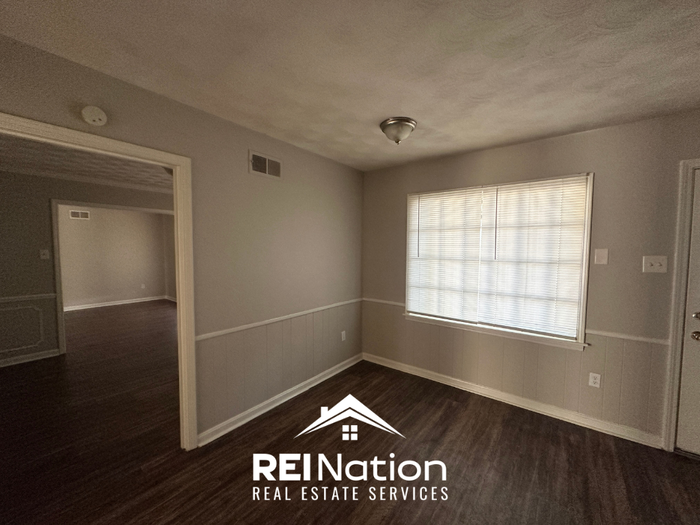 3457 Gatewood Dr - Photo 5 of 24