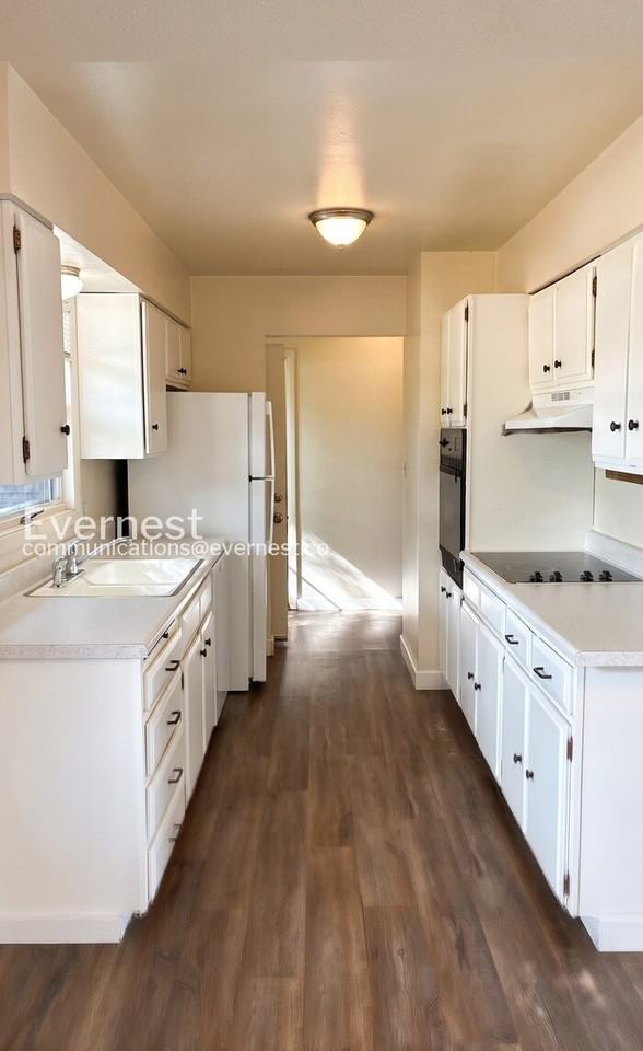 928 Timber Ln - Photo 5 of 27