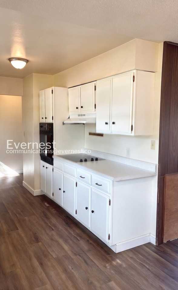 928 Timber Ln - Photo 7 of 27