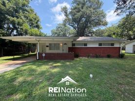 1706 Capri St - Photo 1 of 1