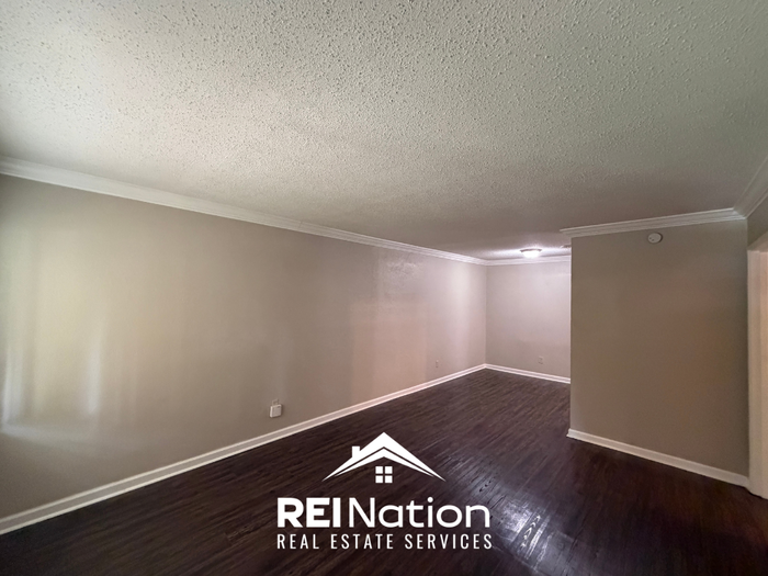 1706 Capri St - Photo 4 of 22