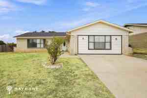 featured image of 5401 Denise Dr