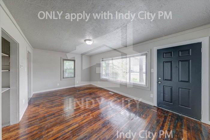 1836 E Sumner Ave - Photo 4 of 18