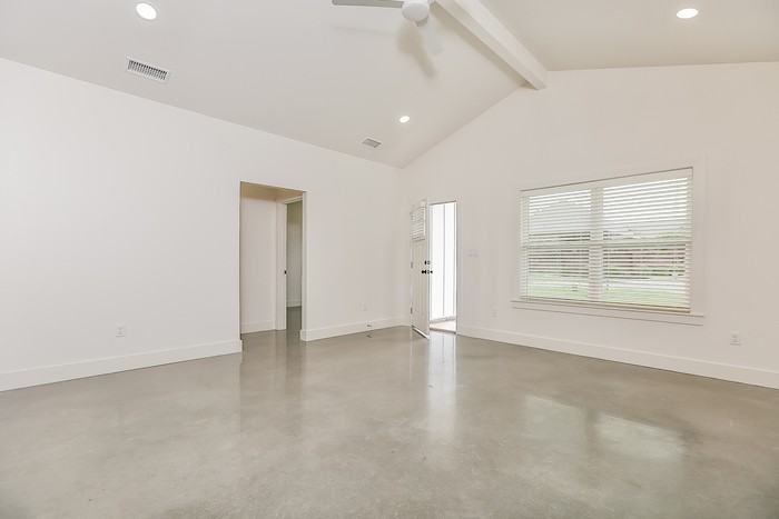 16220 Lamarche Dr - Photo 4 of 15