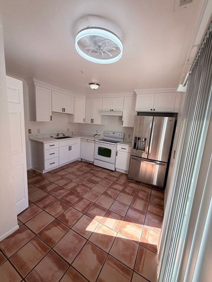 1753 W 1300 N #E - Photo 4 of 17