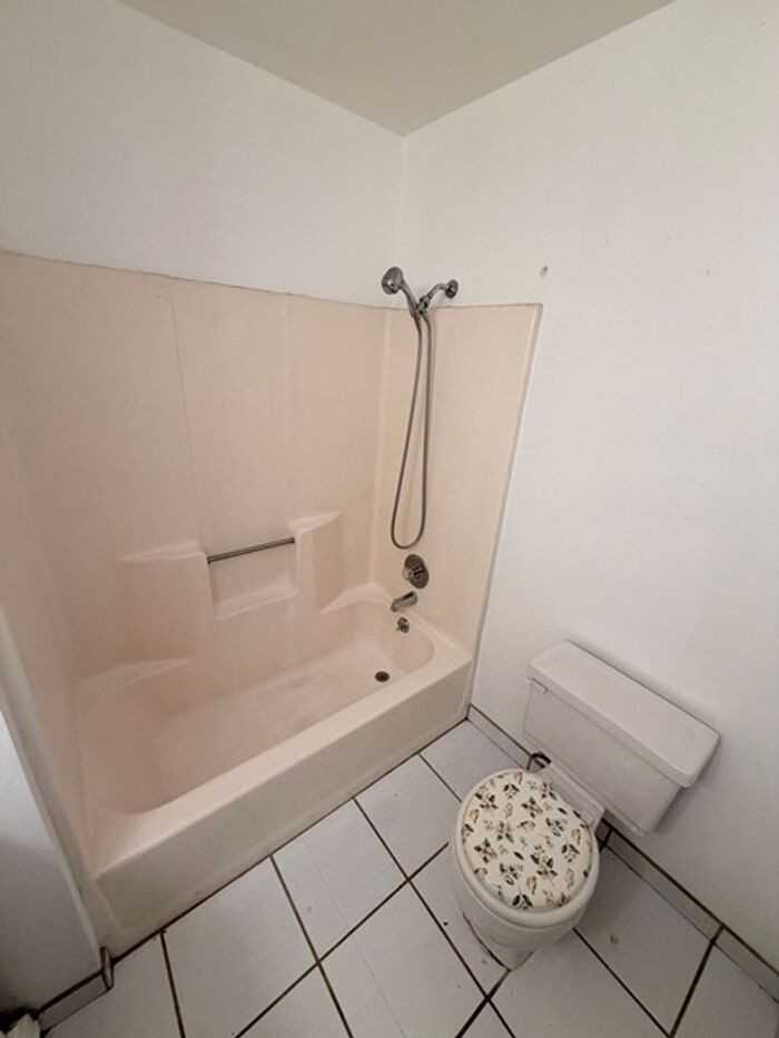 1753 W 1300 N #E - Photo 6 of 17
