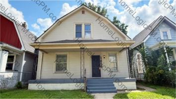 featured image of 1415 Leonard St