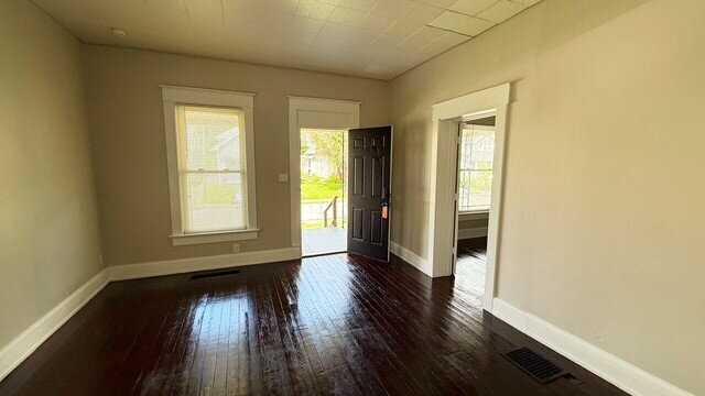 1415 Leonard St - Photo 4 of 13