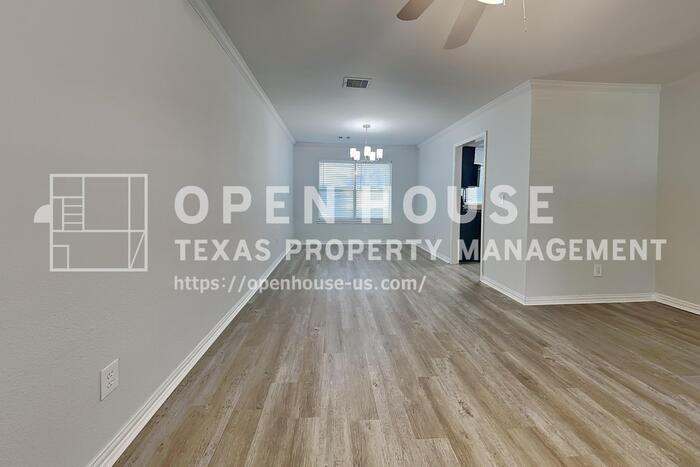 4012 Cedarwood Dr - Photo 6 of 22