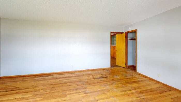1727 Assumption Dr - Photo 6 of 17