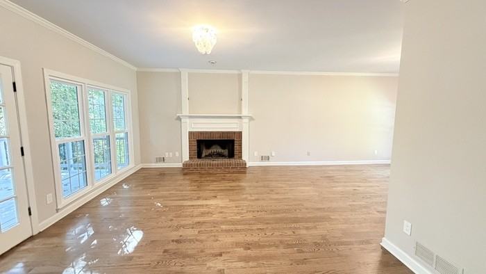 10575 Aviary Dr - Photo 4 of 21
