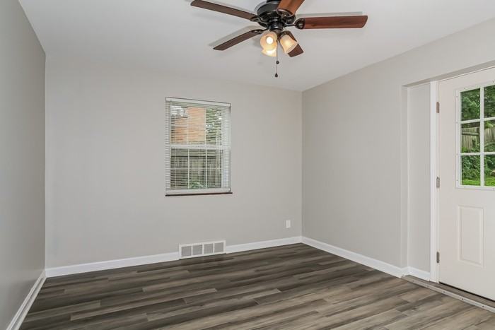 4313 Saint Martins Pl - Photo 5 of 10