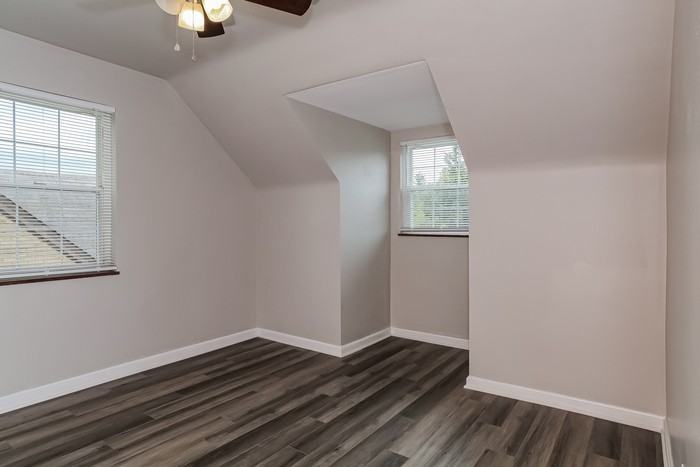 4313 Saint Martins Pl - Photo 6 of 10