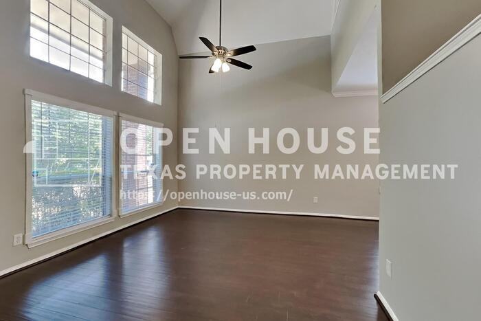 3215 Broken Bough Dr - Photo 5 of 24