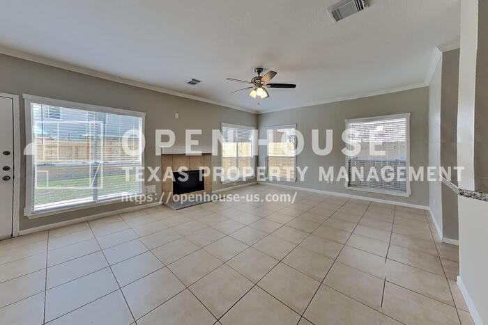 3215 Broken Bough Dr - Photo 6 of 24