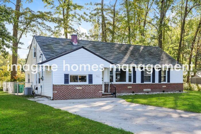 7152 Welland Dr - Photo 3 of 15
