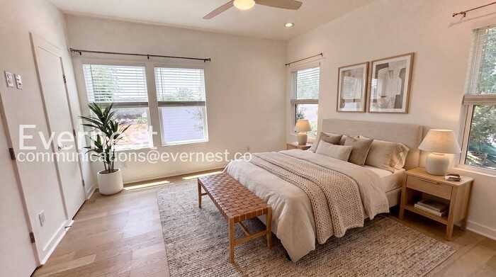 2507 E Commerce St #2 - Photo 4 of 26
