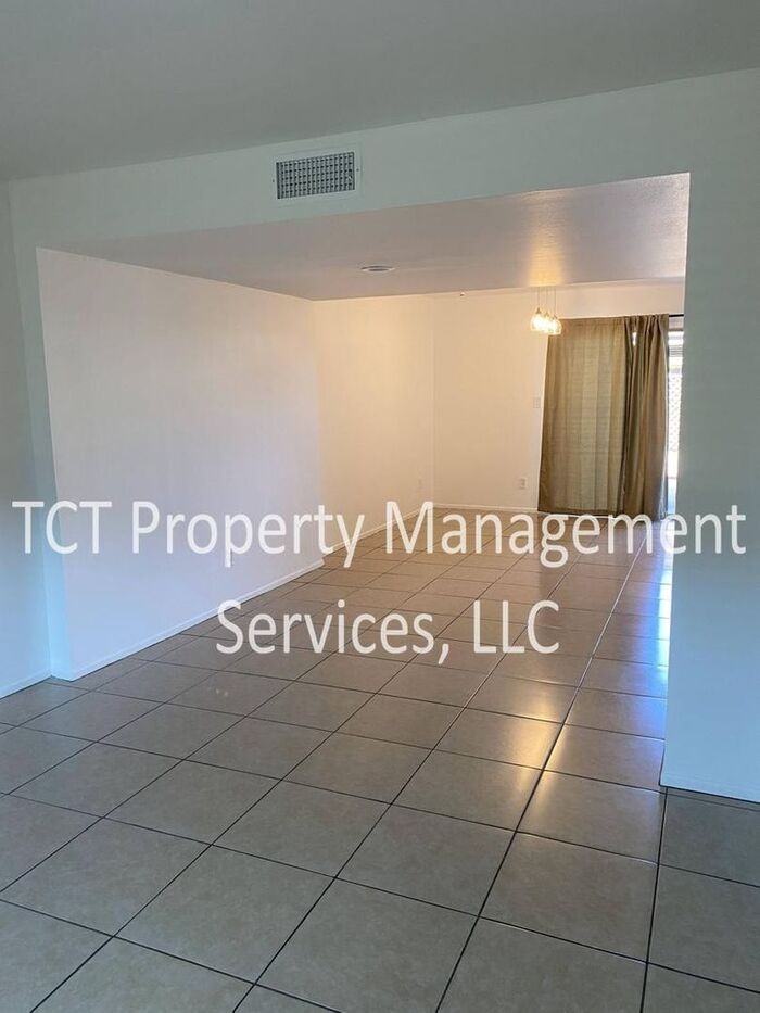 1725 E Ellis Dr - Photo 5 of 15