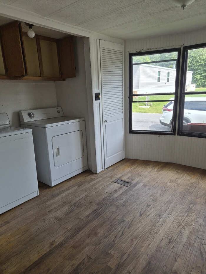 58 Peeble Ln #48 - Photo 2 of 22