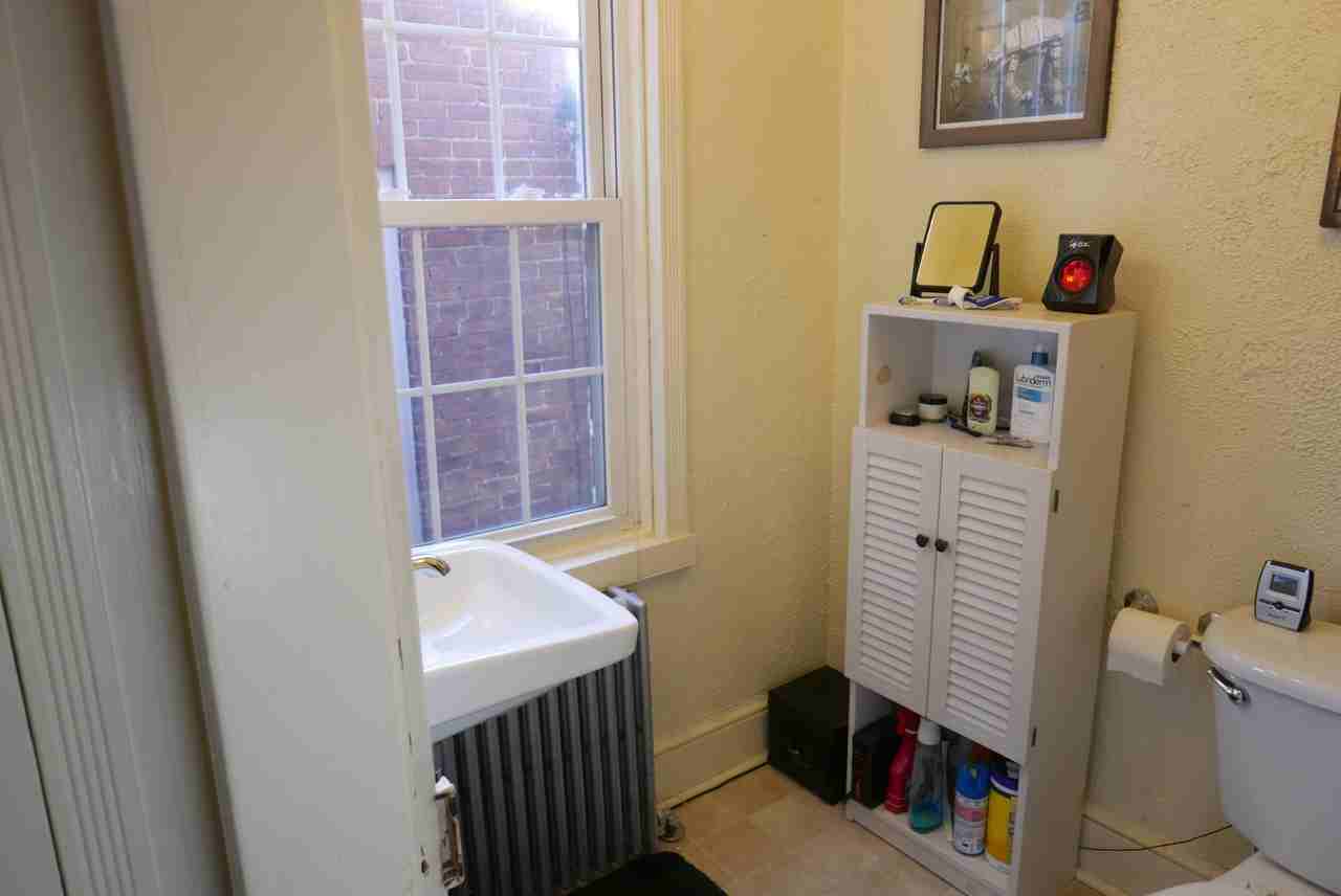 208 E 3rd St #208 - Photo 7 of 16