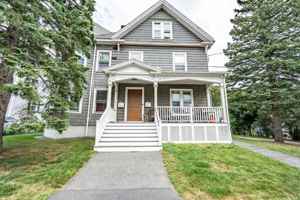 featured image of 14 Chester St #2