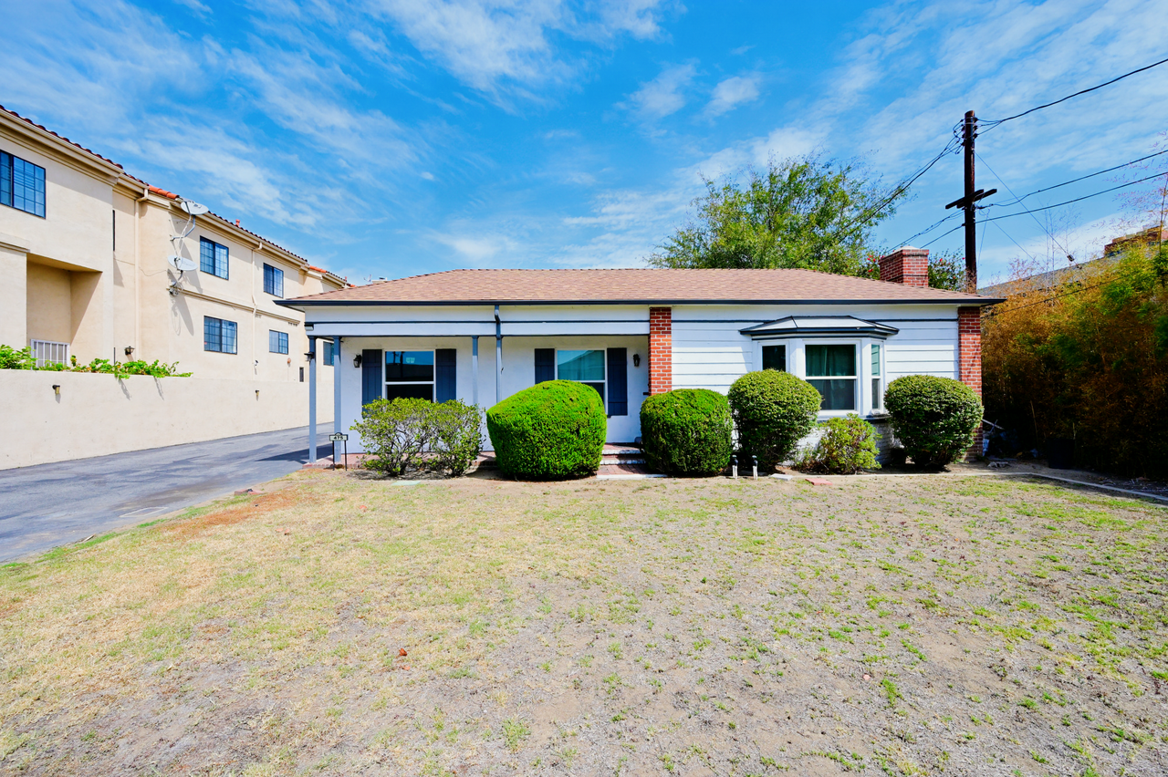 475 Fairview Ave #NA - Photo 3 of 50