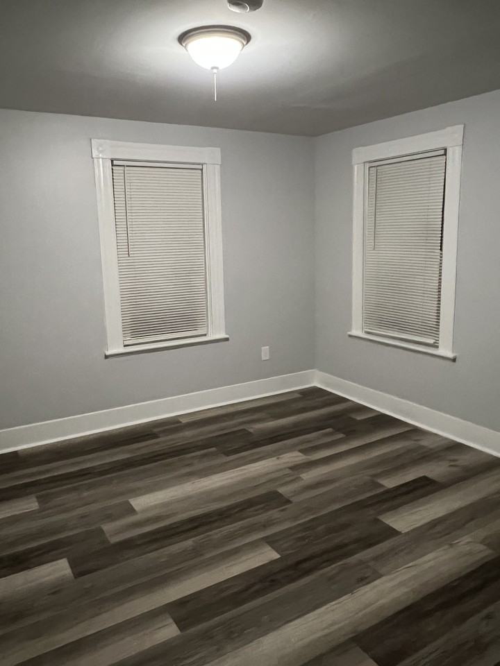 173 Madison St #1 - Photo 3 of 8