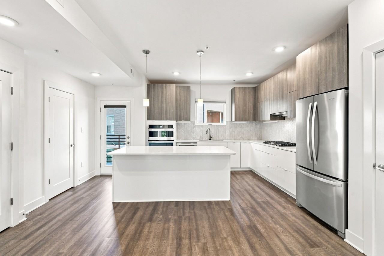 112 E North St #112 - Photo 7 of 25