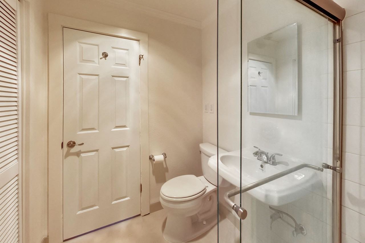 390 Liberty - Photo 7 of 23