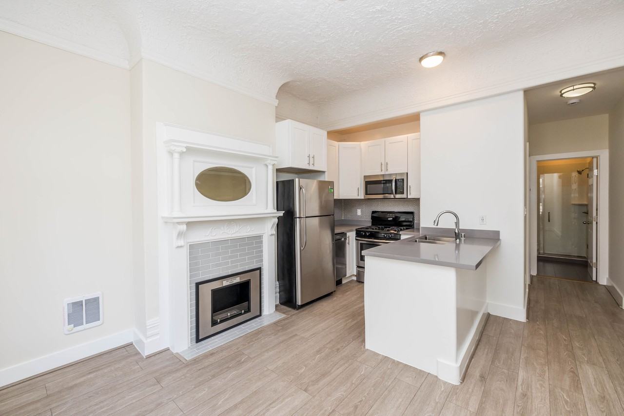 312 Baker - Photo 6 of 17