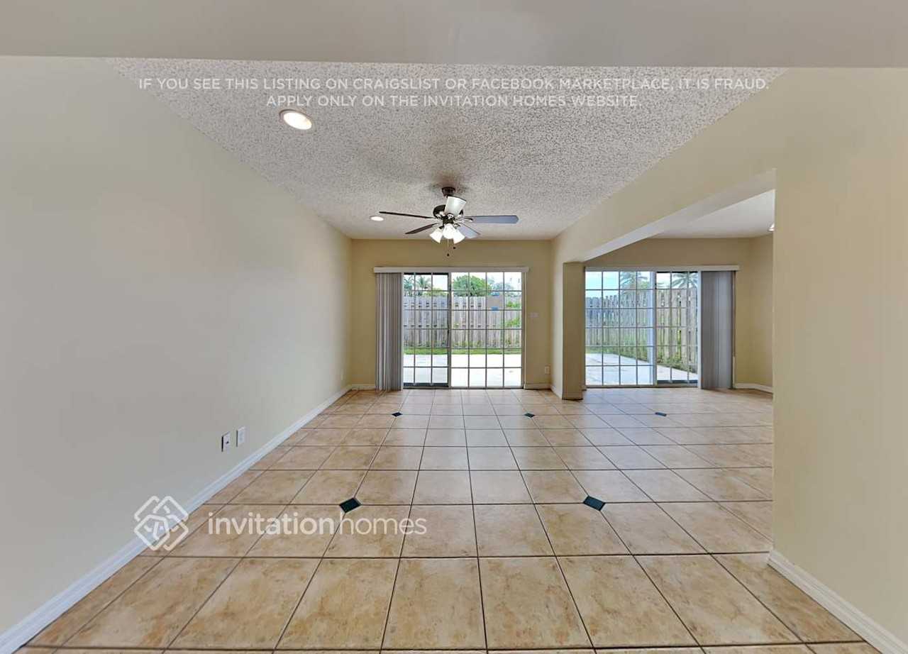 15671 Sw 143rd Ave - Photo 6 of 18
