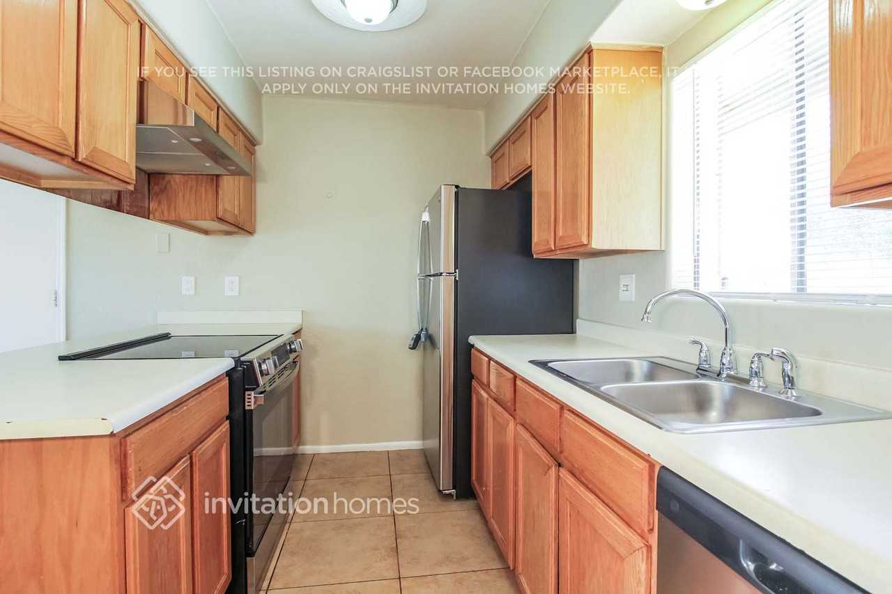 6207 W Britton Ave - Photo 7 of 17